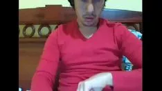 Reproducir chico malhumorado caliente