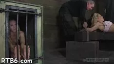 चलाएँ हेलोट को कठिन विकरवर्क मिलता है
