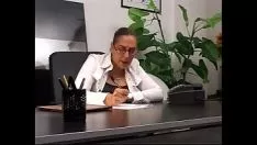 Afspelen Verhalen van seks ondervoede milfs vol. 4