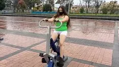 Afspelen Hotmarried vrouw puta latina colombiana con camelt downoe gigante fysieke oefening kort wi1000t ondergoed in het park bhabhi hotmarried vrouw colombiaanse latina slattern met hulk camelt downoe lichaamsbeweging kort wi1000t ondergoed in het park apart 2 wax op xred