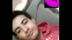 Jouer Piglance overdo o cuzinho na chamada de v&iacute accent;deo separatee 1