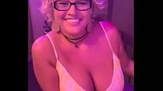 Riproduci Tiktok slattern donna sposata