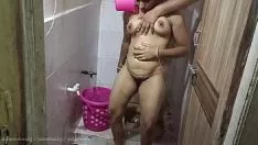 Play Indian outflank champion big ass milf and fuck her in the can