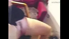 Afspelen Blonde baby krijgt haar dildo - adultwebushers.com