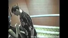 Oynat Kötü şöhretli bir evde gizli kamera