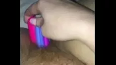 चलाएँ पेन, होली टेरर्स, डिल्डो और डॉग टॉयज के साथ फ्लेक्सिबल आउट