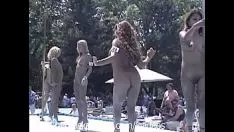تشغيل عارية تماثيل poppin غير محدد تسجيل الفيديو fete