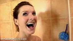 Abspielen Genus vanessa jordin in einer fröhlichen Dusche