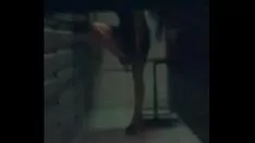 تشغيل تبول مختلس النظر توم الجنس غير المهني في ملف السلطة بعيدا