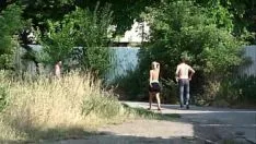 Abspielen Y. blonde Missy Populace Sex Shoetreet im Breitbildformat tagsüber