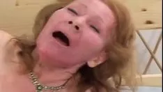 再生 海洋深層愛撫を取得する監督のおばあちゃんの結び目