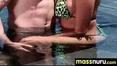 Odtwórz Gorąca Missy Nuru ugniata i rucha się 19