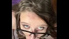 Reproducir Bbw chupando y acariciando una enorme polla mamada pov