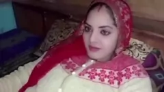 تشغيل يبلغ من العمر 18 عامًا من الهنود الهندي البهياني لاليتا ، حافلة شاعرى
