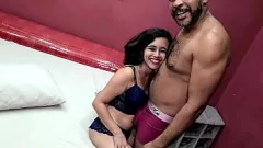 Redare Petite brazilian Milf Dany Rio devine fundul ei minuscul futut tare și înghite cum