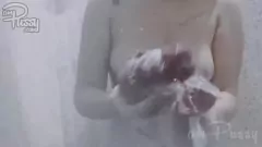 Putar Amatir GF Telanjang Melakukan Binatu di Video Porno Softcore Buatan Sendiri