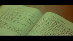 Jouer Des histoires effrayantes à raconter dans la nuit.