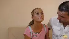 再生 down4kをハントします。彼女はほとんどすべて彼女の札入れを運命づけたが、地面のルーニーセックス