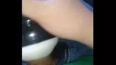 播放 Virgin 使用纸浆脱掉热的非专业